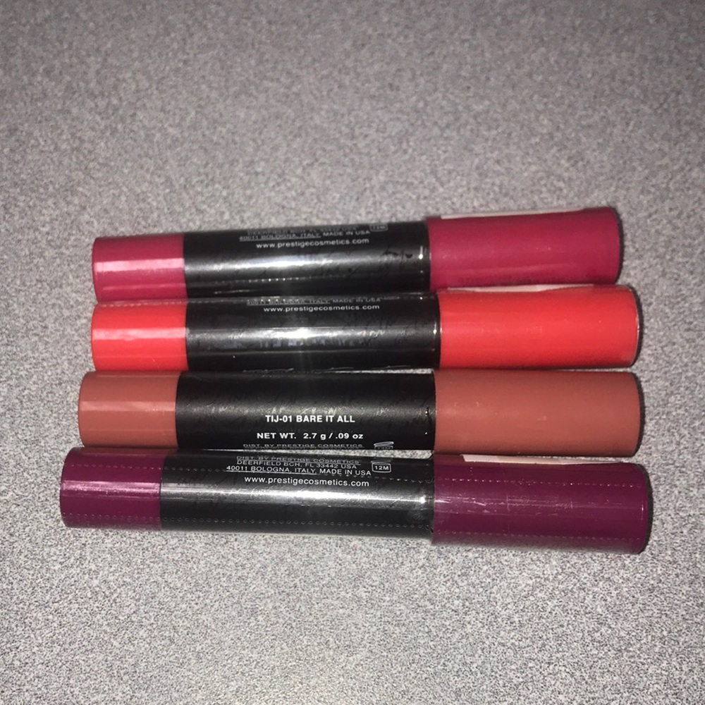 Prestige total intensity lip crayon